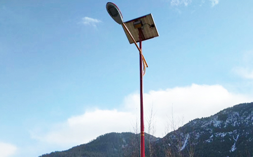 如何选择高质量的伊州太阳能路灯材料：全方位指南